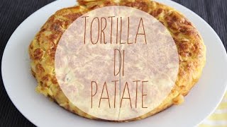 Tortilla di patate  Ricetta originale spagnola [upl. by Aleihs176]