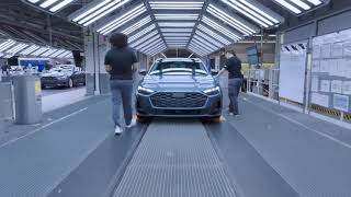 Production Audi A5 Neckarsulm Montage [upl. by Gilboa431]