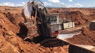 Terex RH170 Front Shovel Excavator Loading Hitachi Dumpers [upl. by Arodasi582]