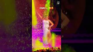 OMG  Karishma Kapoor hot 🥵 dance  ytshorts shortsfeed govinda viral [upl. by Benjy]