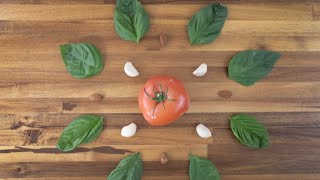 Spaghetti Con Pesto Alla Trapanese  Stop Motion Recipe [upl. by Gabby]