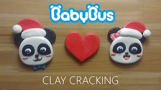 Christmas BabyBus kiki and miu miu clay cracking 크리스마스 베이비버스 키키 묘묘 점토 부수기 [upl. by Catharina]