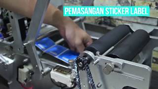 Video Tutorial Mesin Labeling Botol MT Series  WIRATECH [upl. by Yellek]