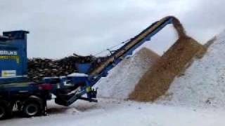 BRUKS 1300 RT Mobile Chipper [upl. by Beaner359]