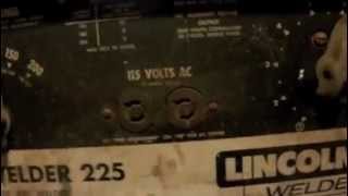 Vintage Lincoln Lincwelder225 Welder Generator [upl. by Bonnibelle790]