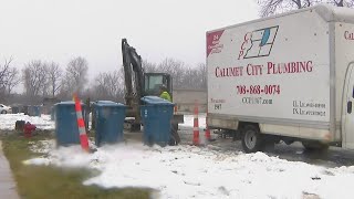 Another water main breaks in south Chicago suburb [upl. by Dippold]