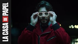 La Casa de Papel  El Profesor ajustándose las gafas  Netflix [upl. by Damiani967]