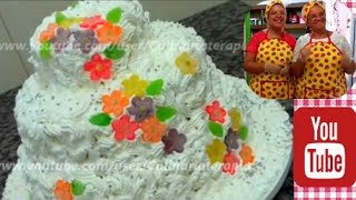 BOLO DE CASAMENTO E FESTAS SIMPLES COM RECHEIO DE ABACAXI E BEIJINHO DE COCO [upl. by Ecirtaeb]