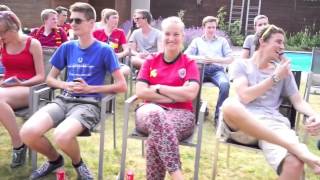 Wilmotsende jongeren winnen supportersfeest van Het Laatste Nieuws [upl. by Robinetta]