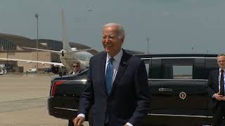 President Joe Biden returns to Washington DC after withdrawing from presidential race  Raw video [upl. by Zoltai]