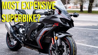 Kawasaki ZZR1400 vs Ninja ZX10R SE  Comparison Review  420hp And No Supervision [upl. by Chaves726]