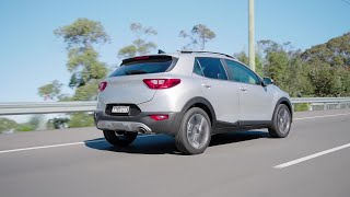 Kia Stonic Driving Video [upl. by Velvet]