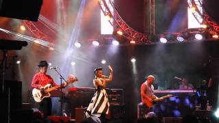 Morcheeba  Blindfold  Live  Lugano Estival Jazz 2014 [upl. by Zetnahs]