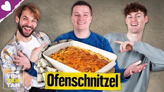 Ofenschnitzel  ZwiebelSahneSchnitzel mit Aaron  Lieblingsrezept [upl. by Lav]