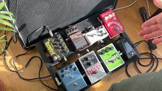 Bass Pedalboard Review Robs Rig [upl. by Adnalohs]