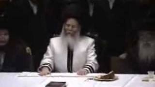 Bobover Rebbe Shlita Feering Tish Erev amp Motze Yom Kippur [upl. by Eceirehs170]