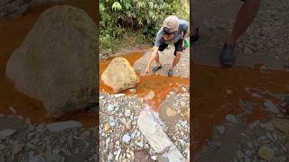 Wow Shocked the world 😱‼️Amazing gold discovery in the scary river goldprospecting [upl. by Nwahsat]