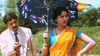 Smita Patil amp Shabana Azmi Hit Movie  Popular Movie Scene 3  Mandi [upl. by Ramon]