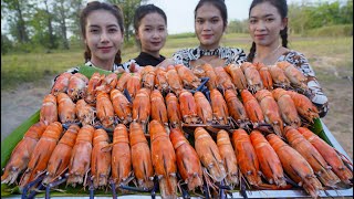 Shrimp boiled with vegetable cook recipe  Amazing video [upl. by Natsirc31]