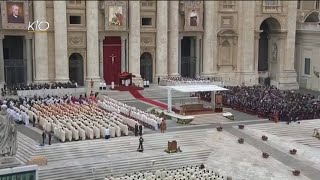 Messe et Canonisation de Louis et Zélie Martin [upl. by Monda521]