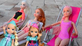 Lazy summer day  Elsa amp Anna toddlers  Chelsea  water balloons  pool  Barbie dolls  water fun [upl. by Bevvy]