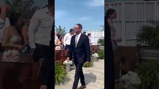 Este papá hizo algo inesperado en la boda de su hija 👏 [upl. by Ofori]