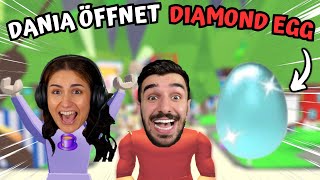 ICH SCHENKE DANIA EIN DIAMOND EGG in ADOPT ME  Roblox Deutsch [upl. by Dnomzed241]