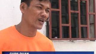 Cambodgedes blessés de guerre visent lor en volley handisport [upl. by Ahsinrev]