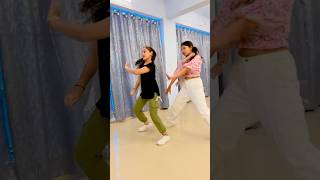 Due na karin♥️🥰kashishpatel dancepractice practicetime danceclass dancevideo viralsong [upl. by Schilit]