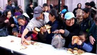 MONUMENTAL ROSCA DE REYES DESAPARECE EN 10 SEGUNDOS EN ZACATECAS [upl. by Marje]