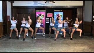 Coreografía de Gangnam Style de PSY  TKM Live [upl. by Cleodal72]