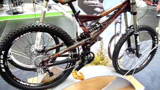 Produktvideo Mongoose Bootr 2010  Downhill Freeride  HD [upl. by Kidd]