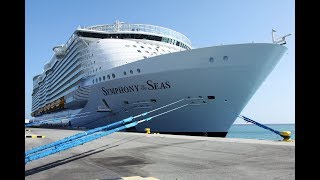 El mayor crucero del mundo atraca en el puerto de Valencia [upl. by Sartin]