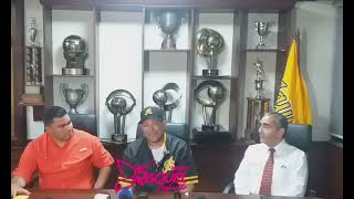 Yadiel Molina llegó y ganó su primer partido en Lidom [upl. by Navap]