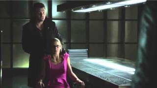 Oliver and Felicity 2x07 Oliver rescues her from The Counts trap [upl. by Navert]