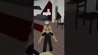 REICHES MÄDCHEN arbeitet als CAMPLEITER  Roblox Brookhaven Shorts [upl. by Arata]