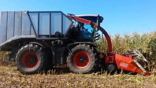 Claas Xerion 3300 Trac VC als Bunkerhäcksler von Krude [upl. by Speroni873]