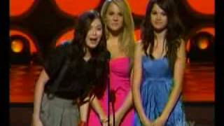 JoJo  Selena Gomez and Miranda Cosgrove at teen choice 2008 [upl. by Liatrice]