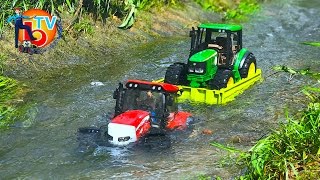 BRUDER TRAKTOR McCORMICK John Deere he fell into a river mud [upl. by Hagep]