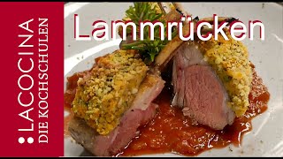 Perfektes Lammkarree mit Kräuterkruste aus dem Backofen  La Cocina [upl. by Mmada]