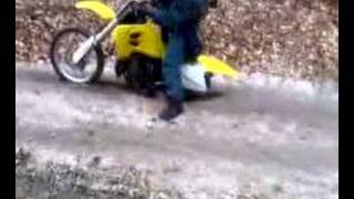 suzuki rm 250 2t flip NO cr 500 kx motor atk maico cro kx yz board flip [upl. by Iahk912]