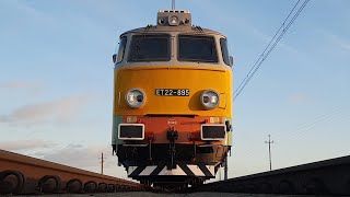 Piękny świżutki HELMUT ET22895 PKP Cargo uchwycony z dołu [upl. by Itnaihc]