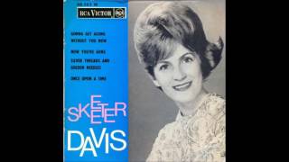 Skeeter Davis  Gonna Get Along Without You Now [upl. by Llehcor642]