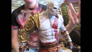 Kratos Polystone Statue SIDESHOW Review RUS [upl. by Aleece]