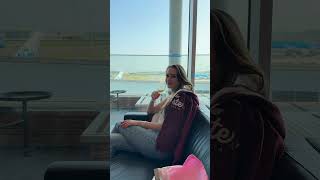 EXCLUSIVE AIRPORT LOUNGE LAYOVER KLM CROWN LOUNGE IN AMSTERDAM businessclass klm [upl. by Ahsiryt]