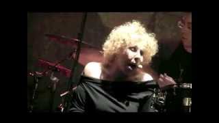 Ornella Vanoni  Perduto live MIlano  11062014 [upl. by Shaine]