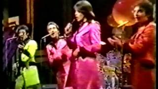 Showaddywaddy  You Got What It Takes TOTP Xmas Day 1977 [upl. by Nospmas843]