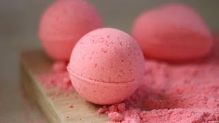 How To Make Bath Bombs  DIY Bath Bomb Recipe [upl. by Dicky]