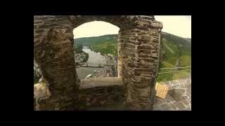 BernkastelKues Burg und Altstadt  eine rasante Tour [upl. by Gnouhk395]