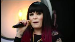 IOW Jessie J Live  Price Tag  Isle of Wight festival 2012 [upl. by Gschu]